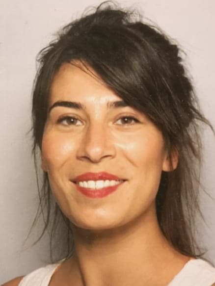 laureen-martin-photo-passeport-seule